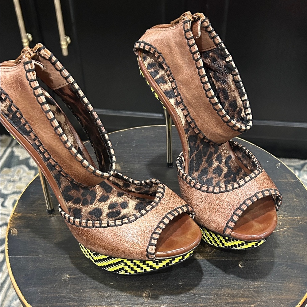 Brown Peep-Toe Heels with Animal Print